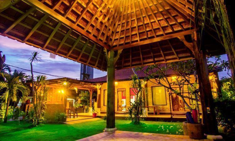 Puri Hostel Berawa Canggu Exterior foto
